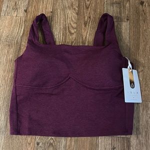 isla movement contour curve tank